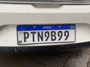 Placa de carro perdida PTN9B99